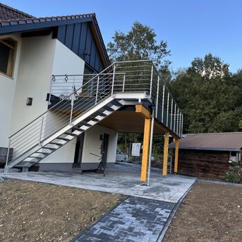 Außentreppe